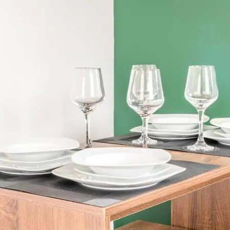 Centralised 2 Bedroom By Prestige Lets *